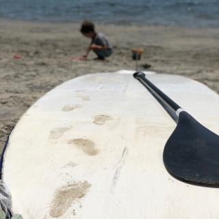 Sandy toes